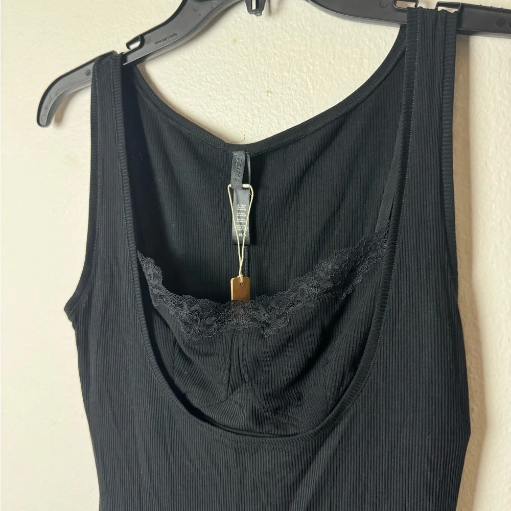 SKIMS Black Maxi Dress - Picture 5 of 13